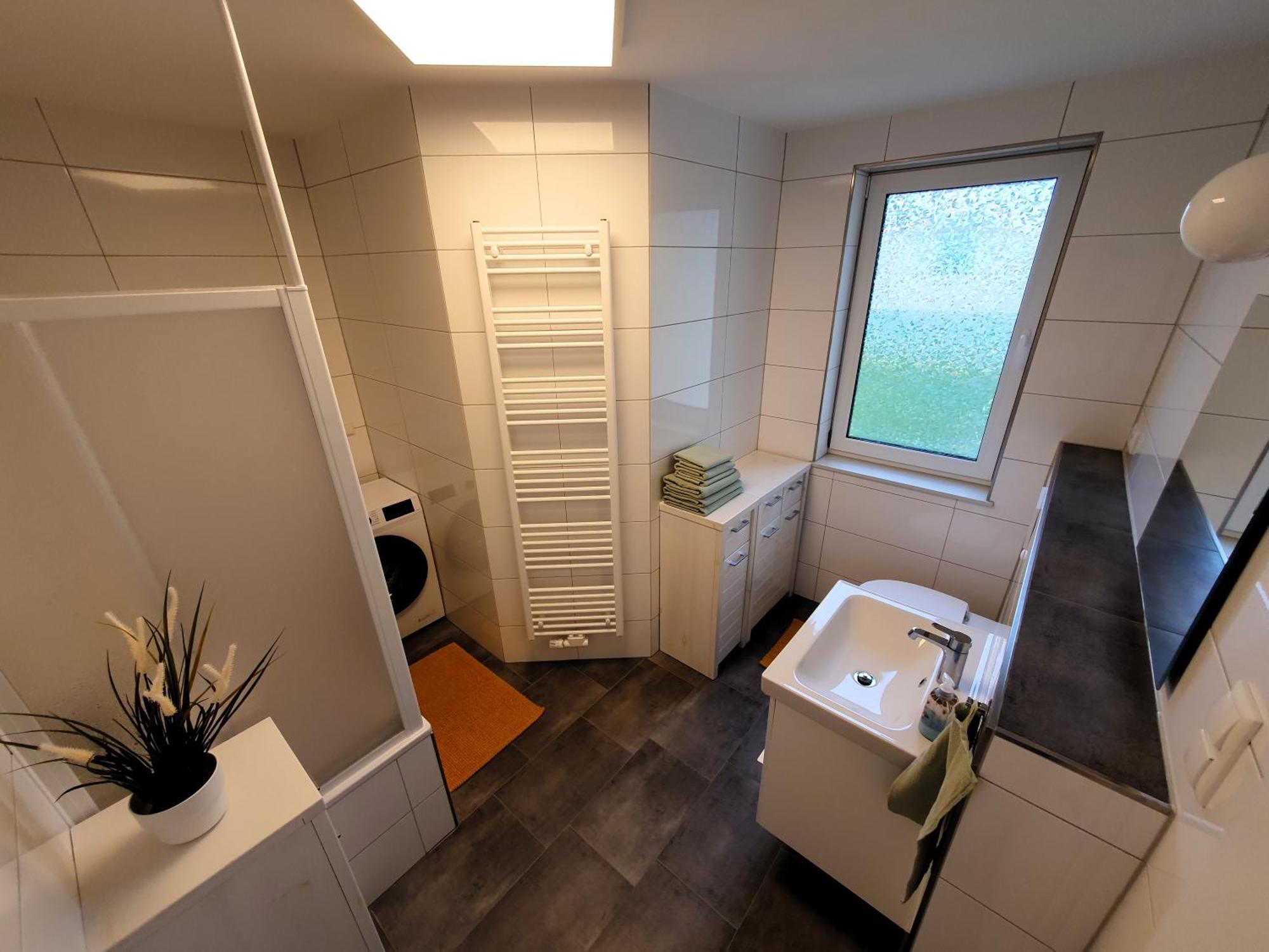 שוורין Radfreundliches Wohlfuehl-Apartment Mit Terrasse Und Parkplatz - Fewo Woody מראה חיצוני תמונה