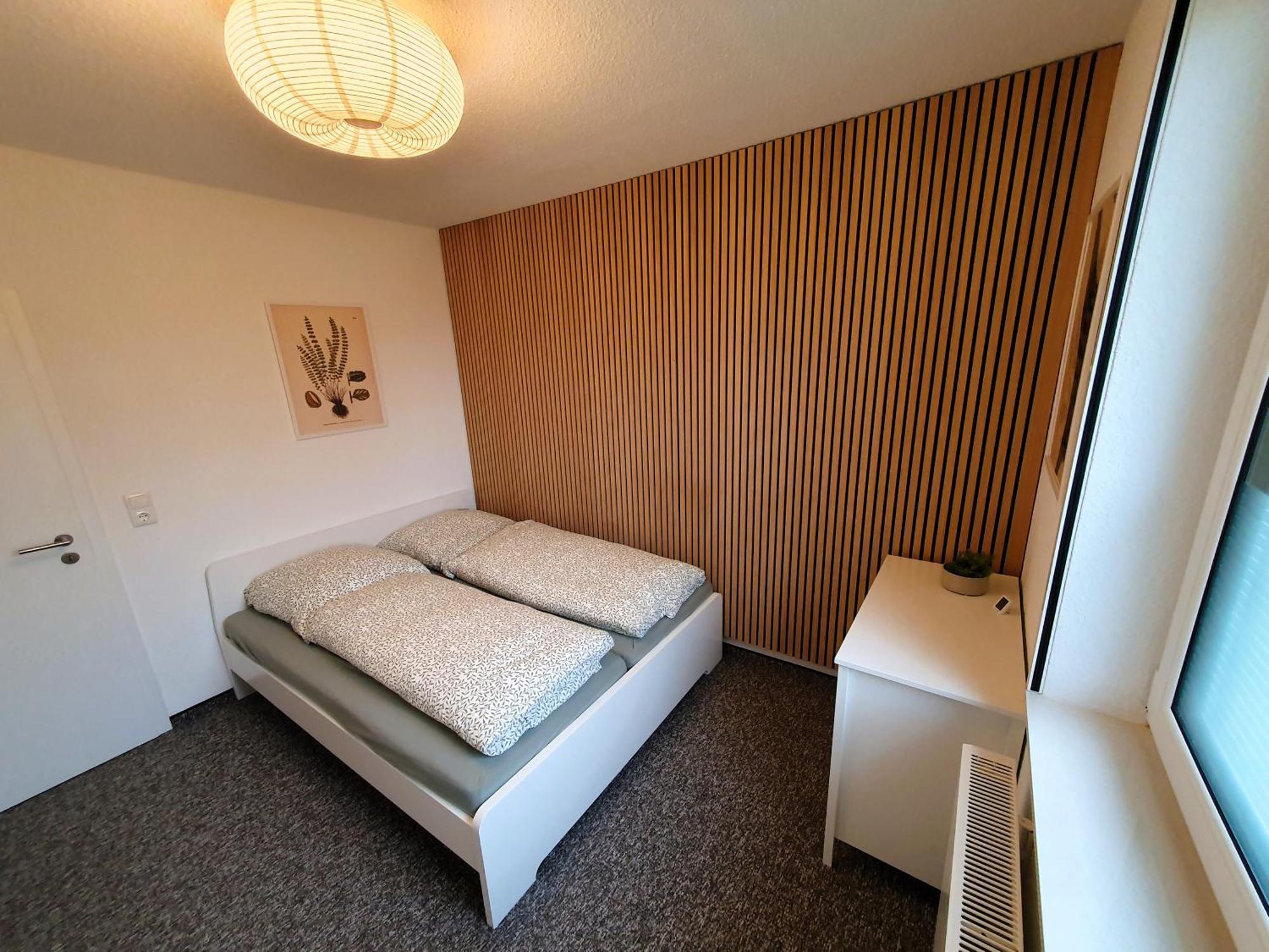 שוורין Radfreundliches Wohlfuehl-Apartment Mit Terrasse Und Parkplatz - Fewo Woody מראה חיצוני תמונה